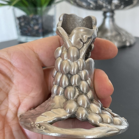 Pair Seagull pewter Canada 1989 candlestick  holders! Grapes and Grapevines - Picture 7 of 11